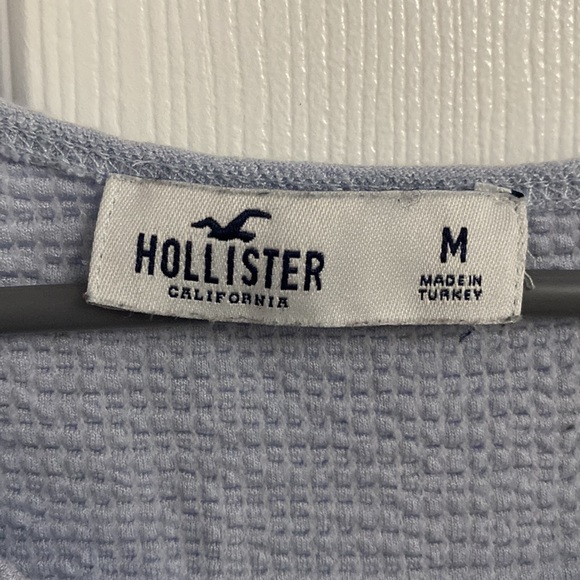 Baby Blue Hollister Crop Top - Picture 3 of 3